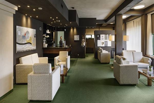 Hotel King, By R Collection 4*