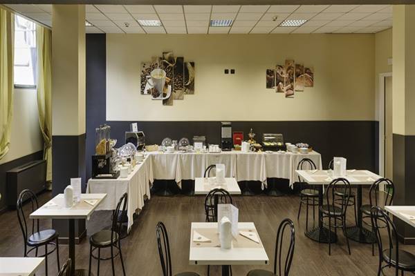 Hotel King, By R Collection Varedo